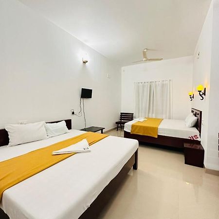 Pkn Homestay Kumily Thekkady Exterior foto