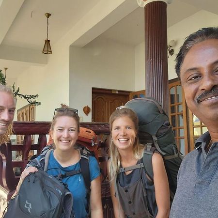Pkn Homestay Kumily Thekkady Exterior foto